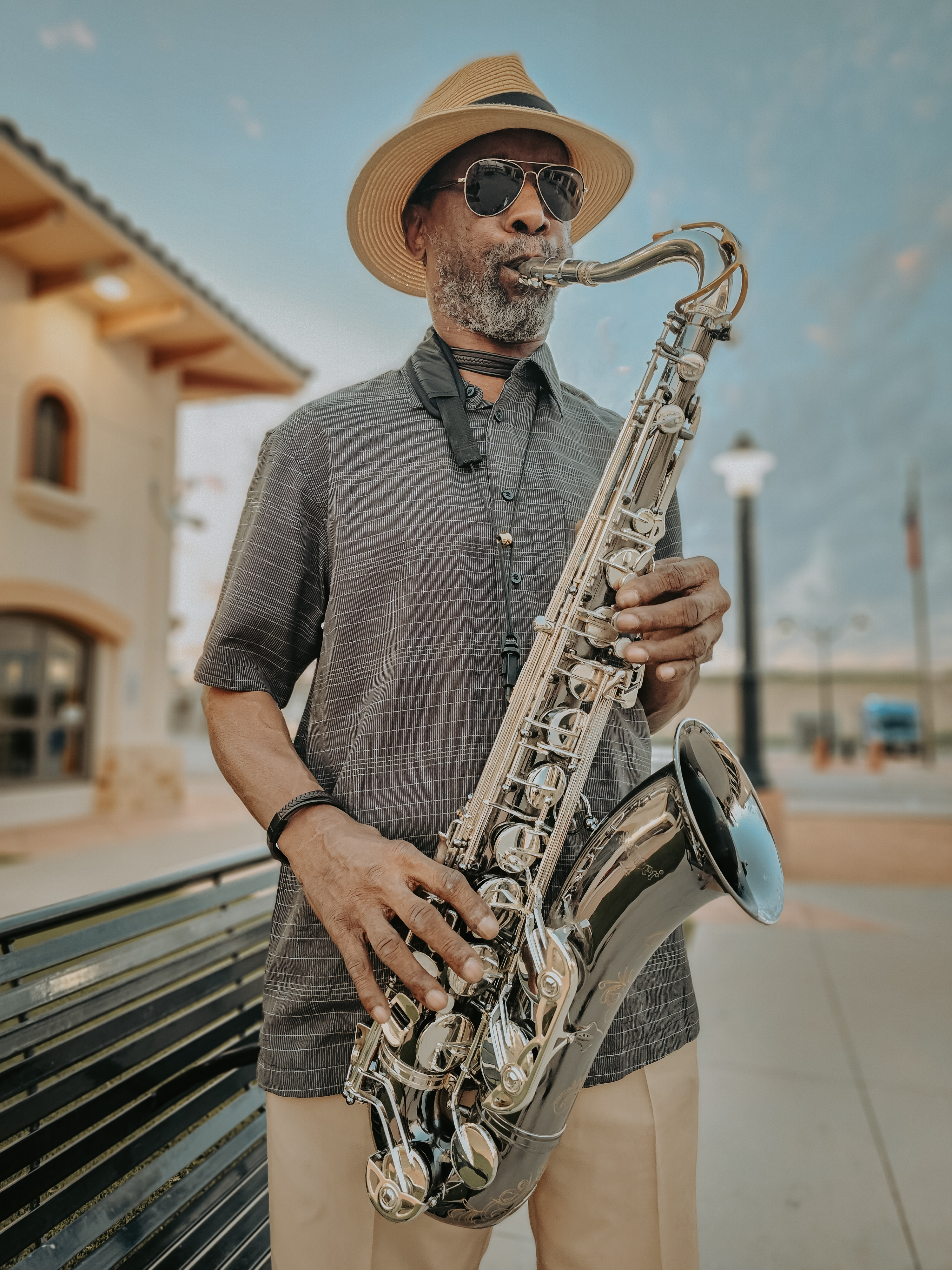 Illustration of a busy traffic station representing instant web traffic delivery